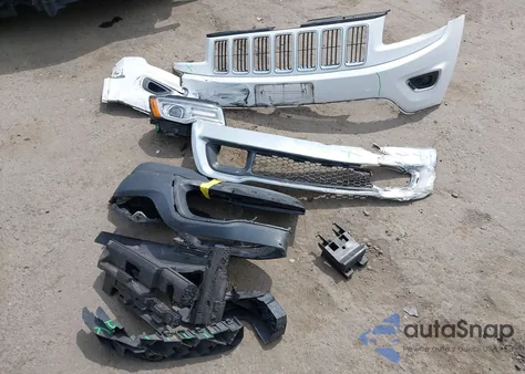 2015 Jeep Grand Cherokee Limited from USA, damaged, VIN 1C4RJFBG2FC717377